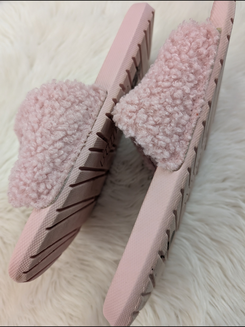 PUMA Cool Cat Sherpa slide sandals in lotus pink colorway Size 5 - Picture 7 of 10